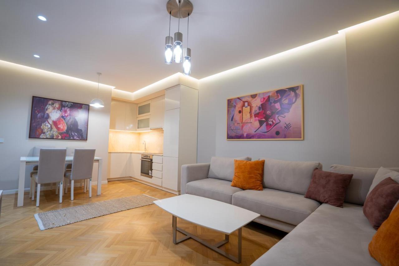 Center Tirana Liv Apartment 외부 사진
