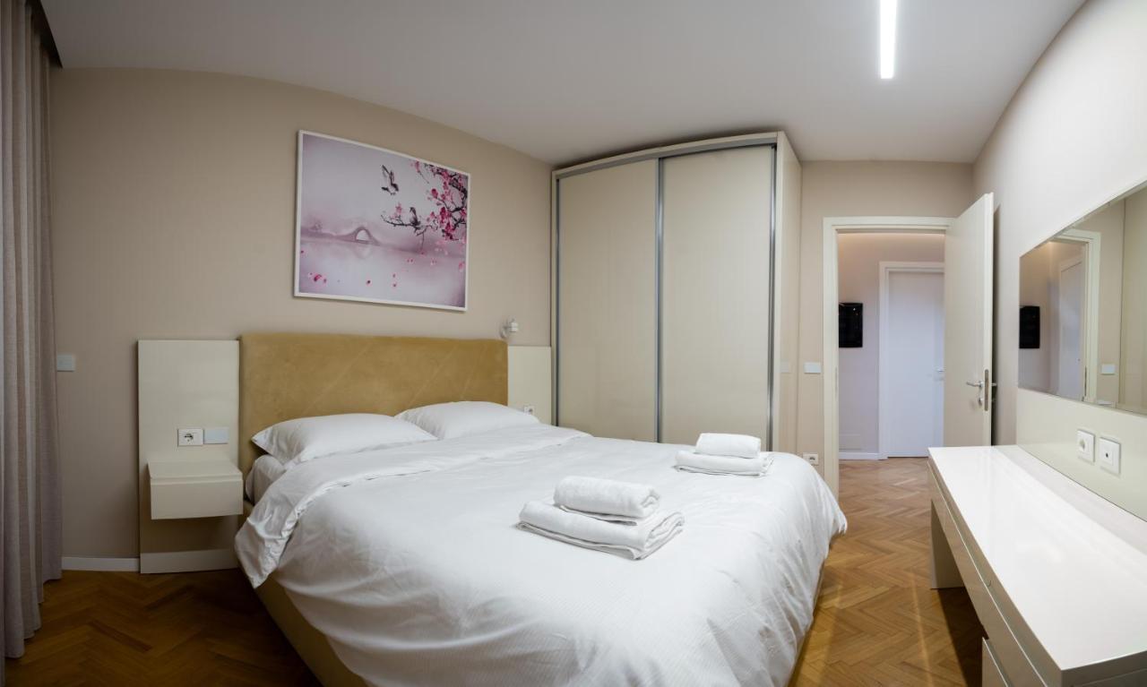 Center Tirana Liv Apartment 외부 사진